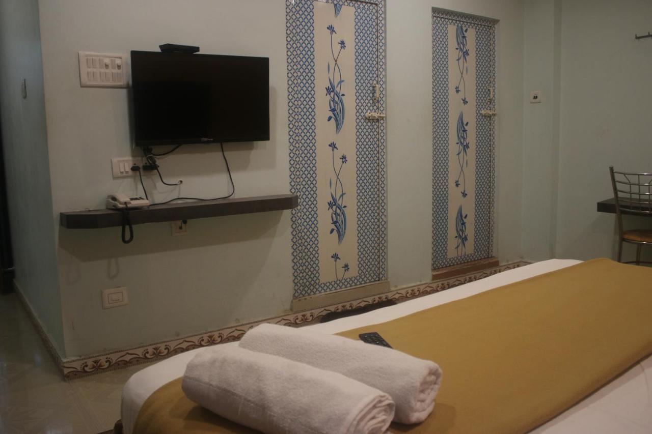 Hotel Sikara, Kumbakonam Esterno foto