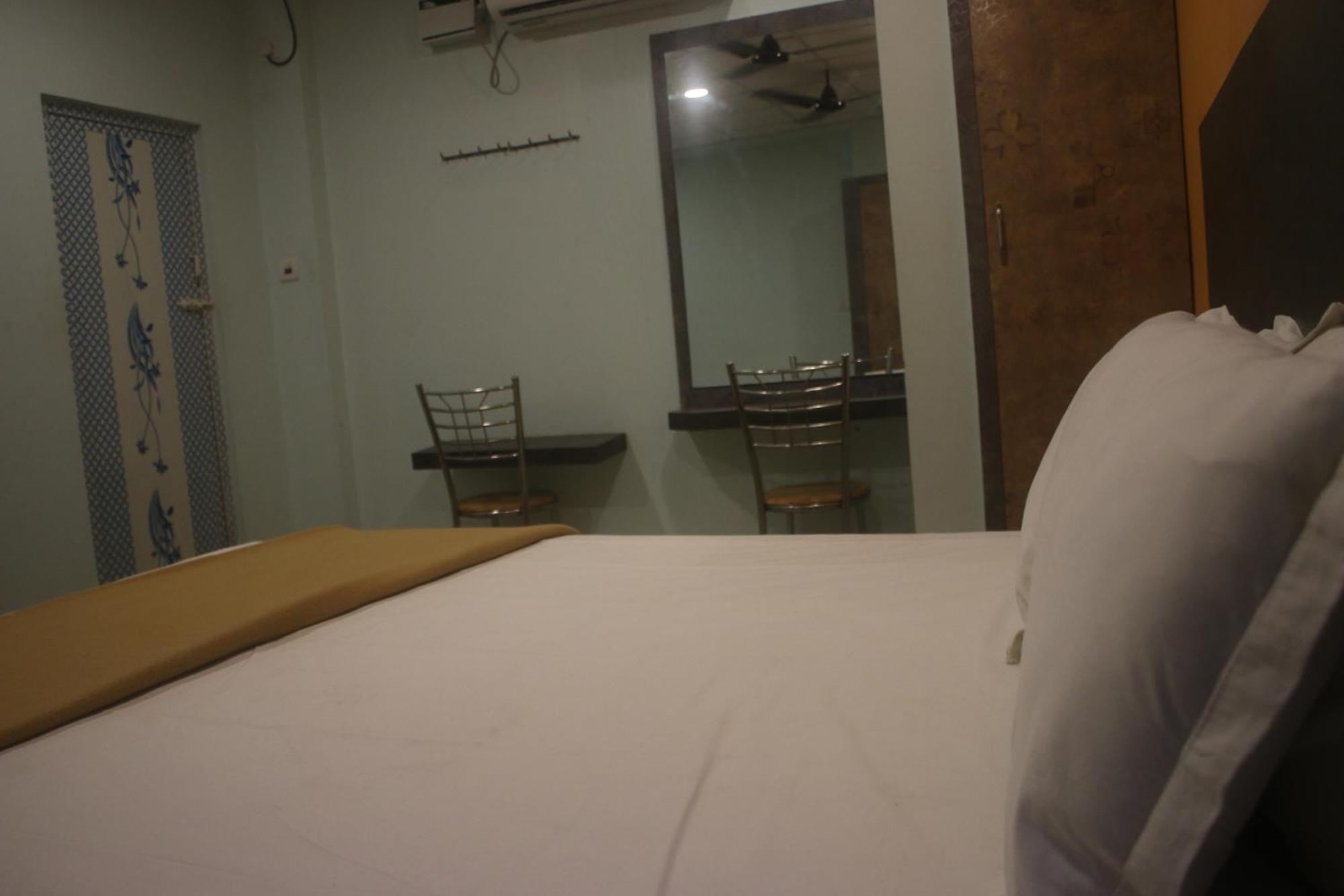 Hotel Sikara, Kumbakonam Esterno foto