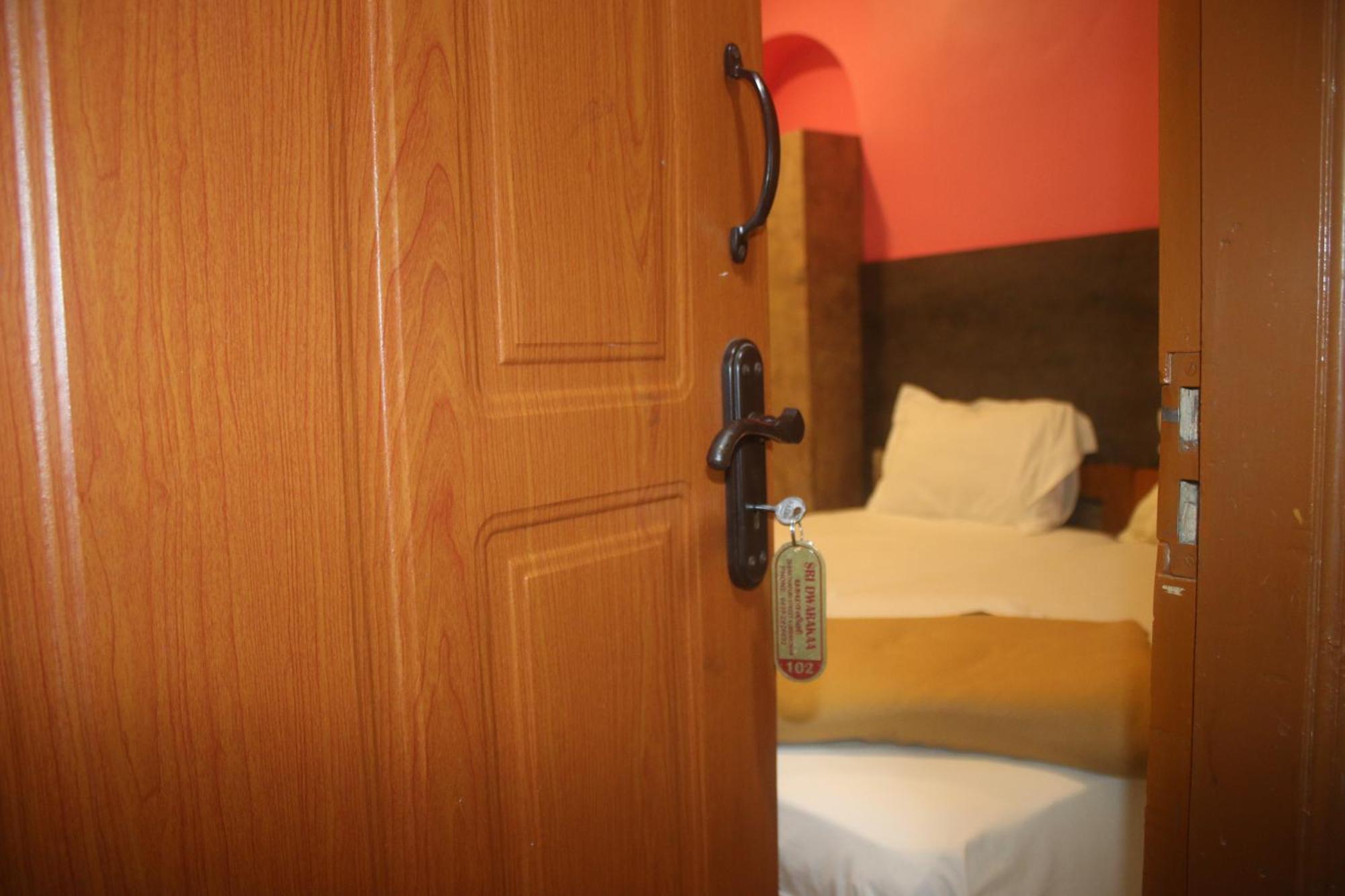 Hotel Sikara, Kumbakonam Esterno foto