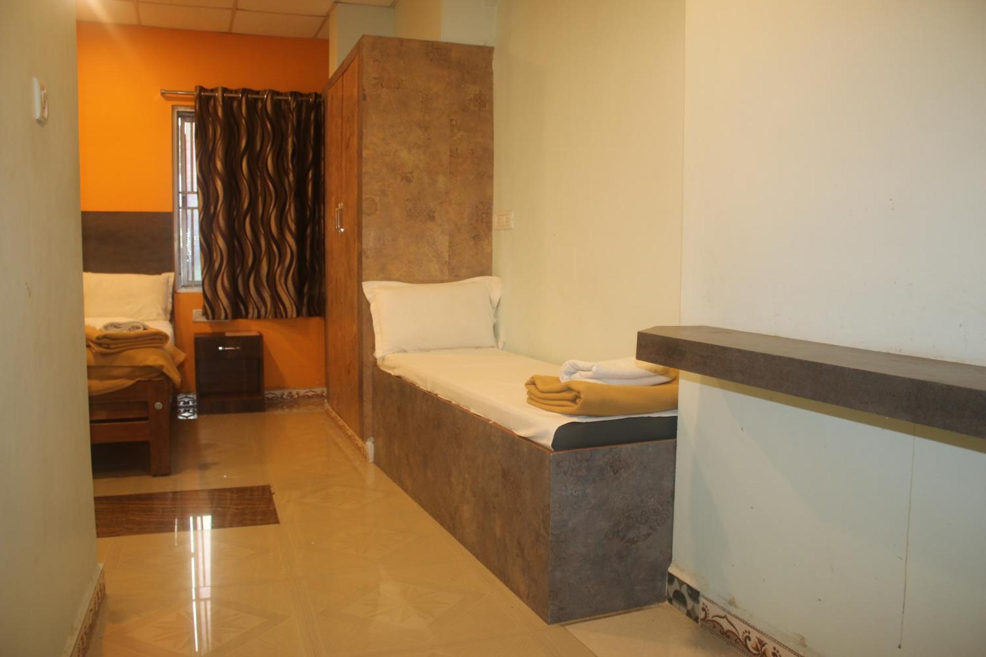 Hotel Sikara, Kumbakonam Esterno foto