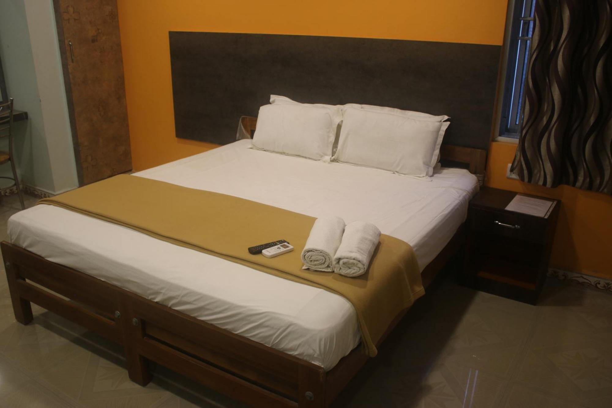 Hotel Sikara, Kumbakonam Esterno foto